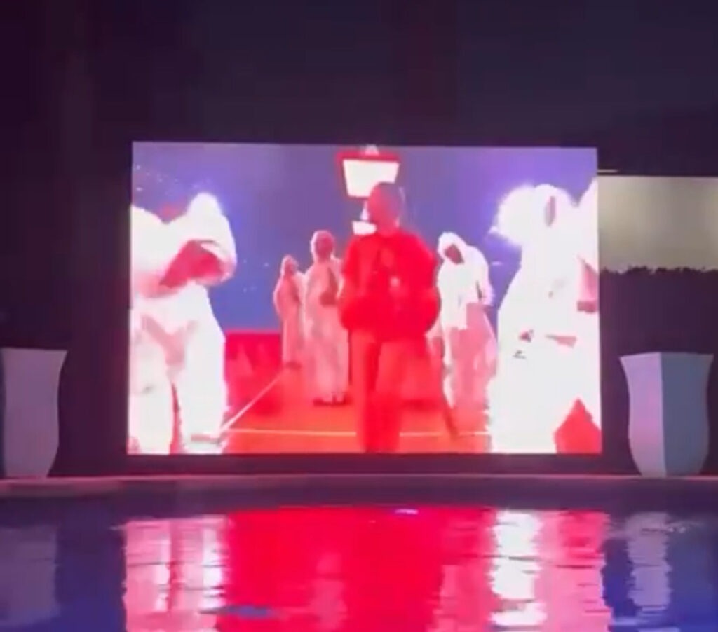 LED Screens Outdoors